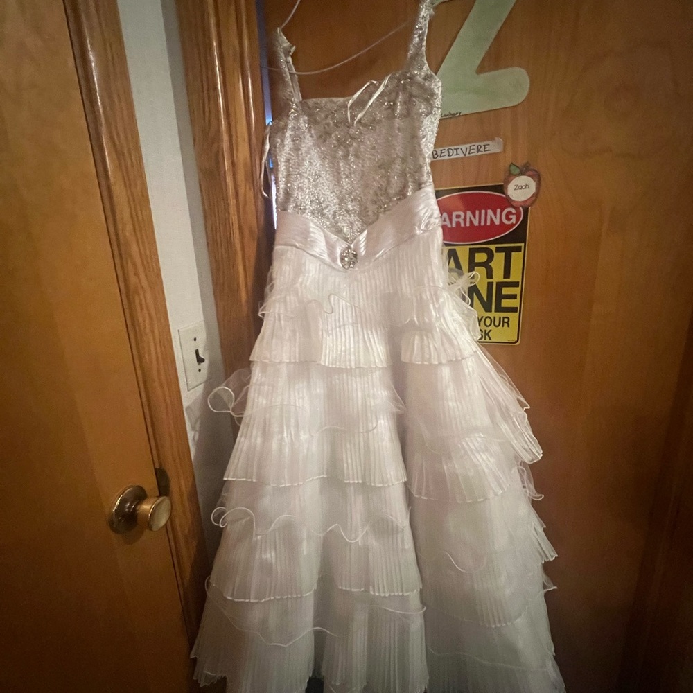 Elegant White Tiered Dress